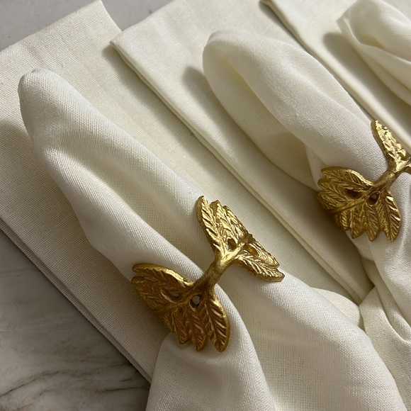 Set of 8 Cloth Napkins, Creamy Off-White. NWT - Picture 7 of 11